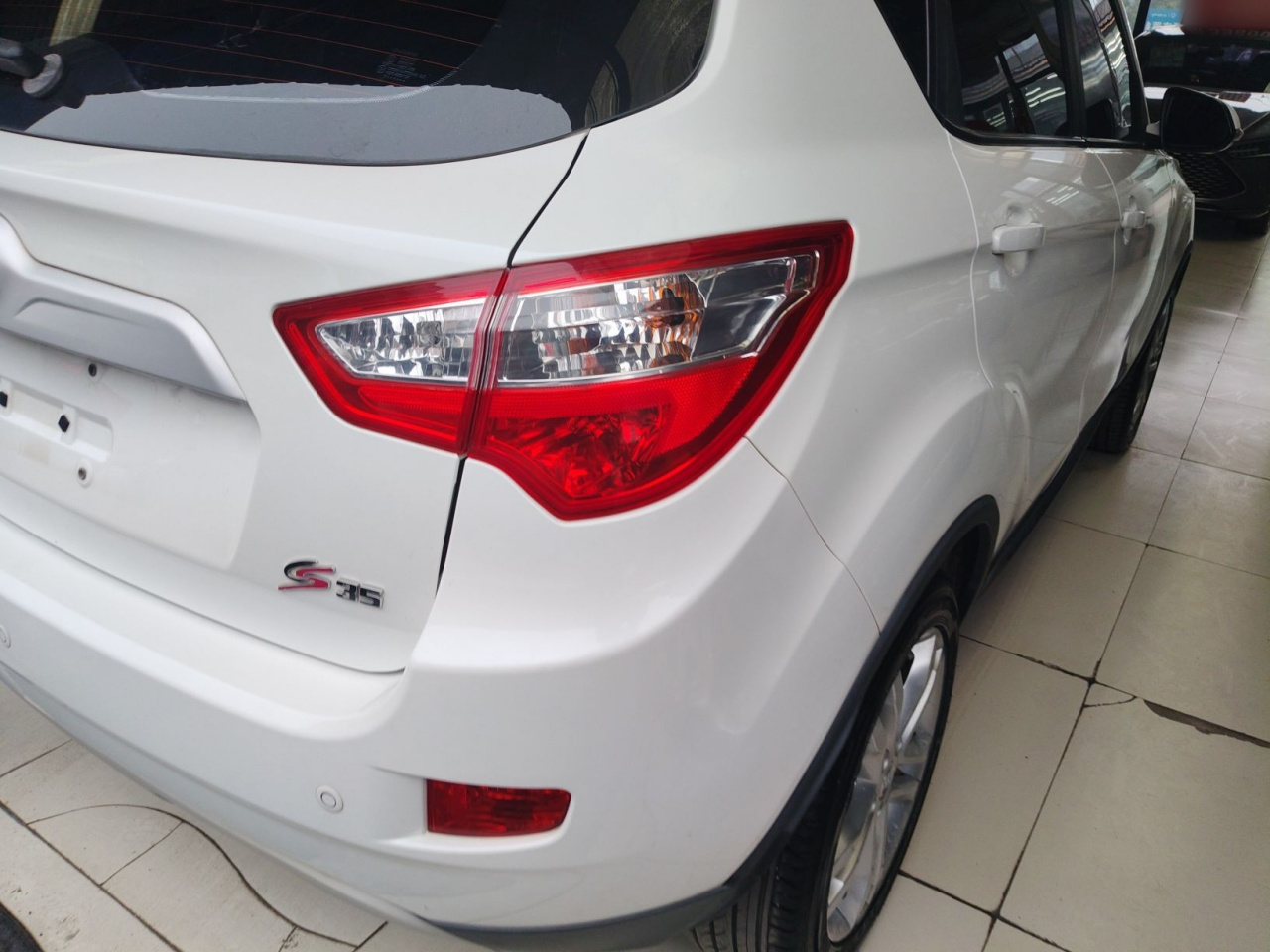 CS35 2015 1.6L MT Comfort China V photo 4
