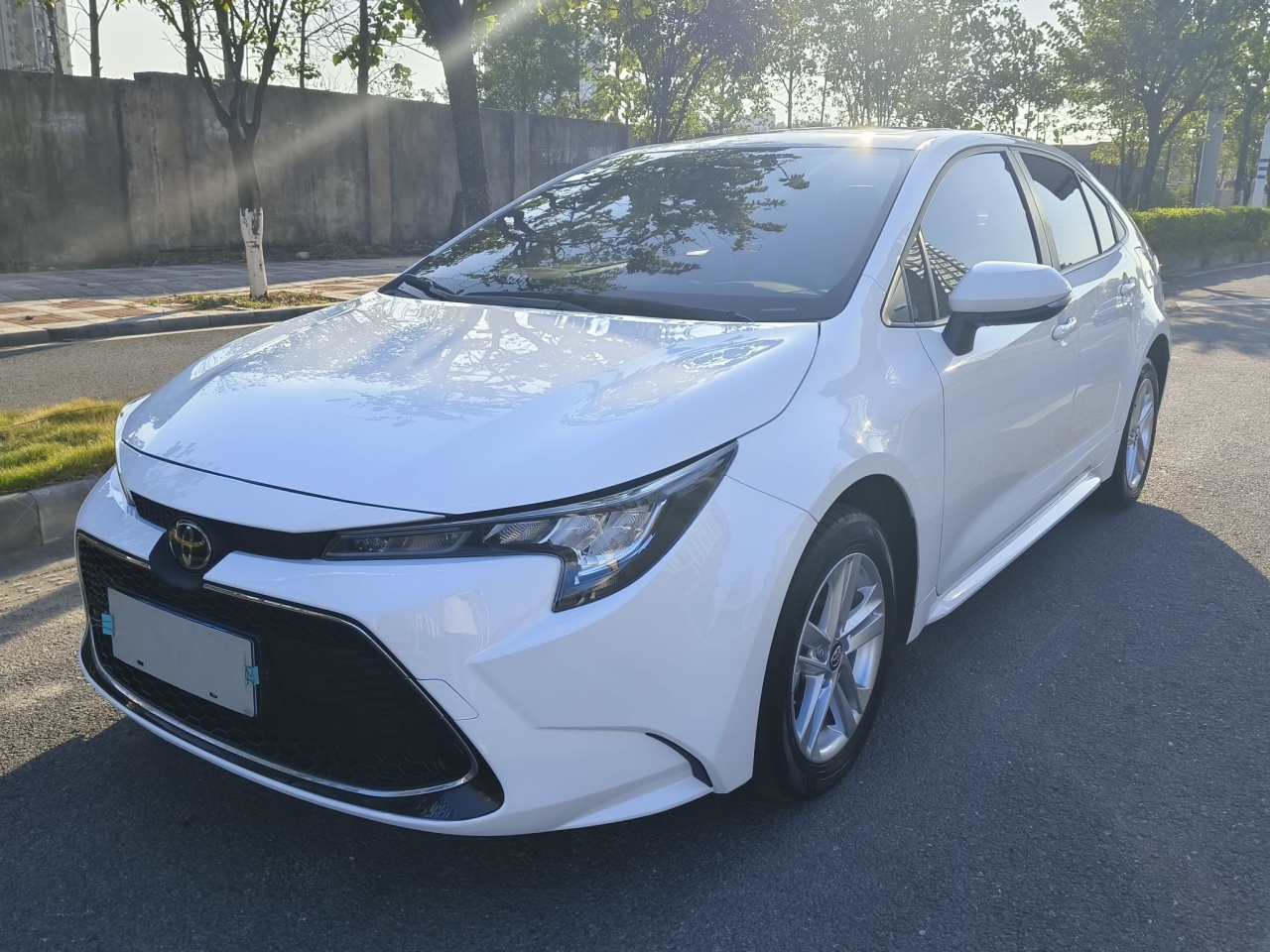Levin 2021 185T CVT Luxury