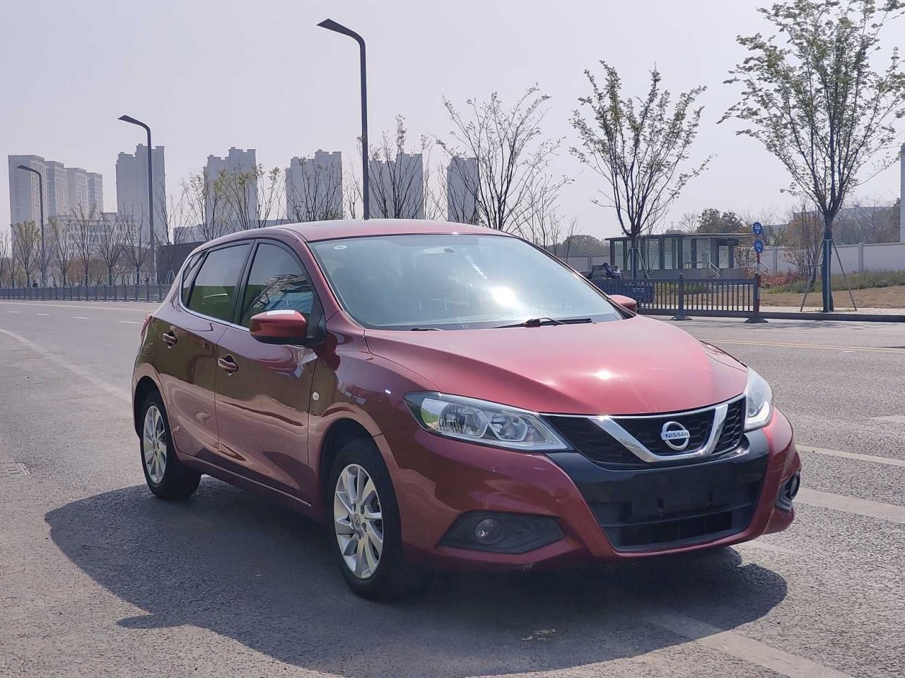 Tiida 2019 1.6L CVT China VI photo 3