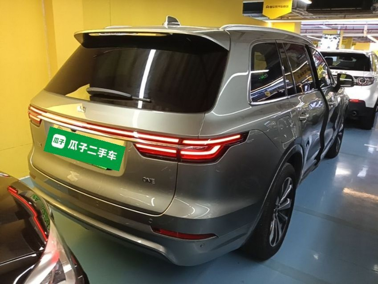 Li Auto ONE 2020 EREV 6-Seater photo 4
