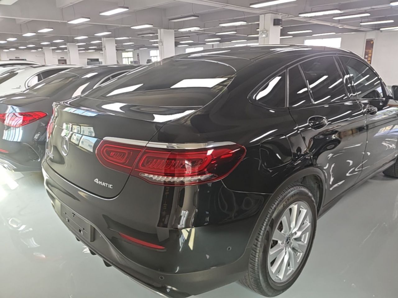 GLC Coupe 2021 GLC 260 4MATIC Coupe SUV photo 4