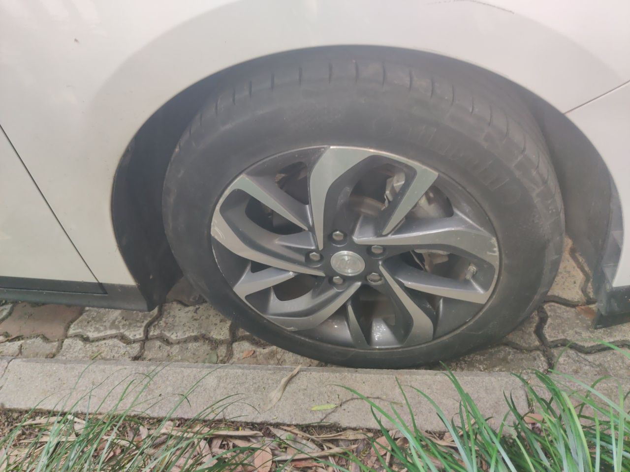 6 2022 PHEV Smart photo 5