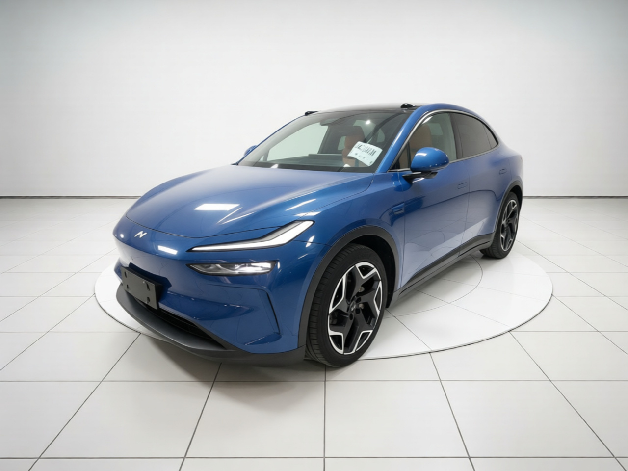 L60 2025 60kWh RWD