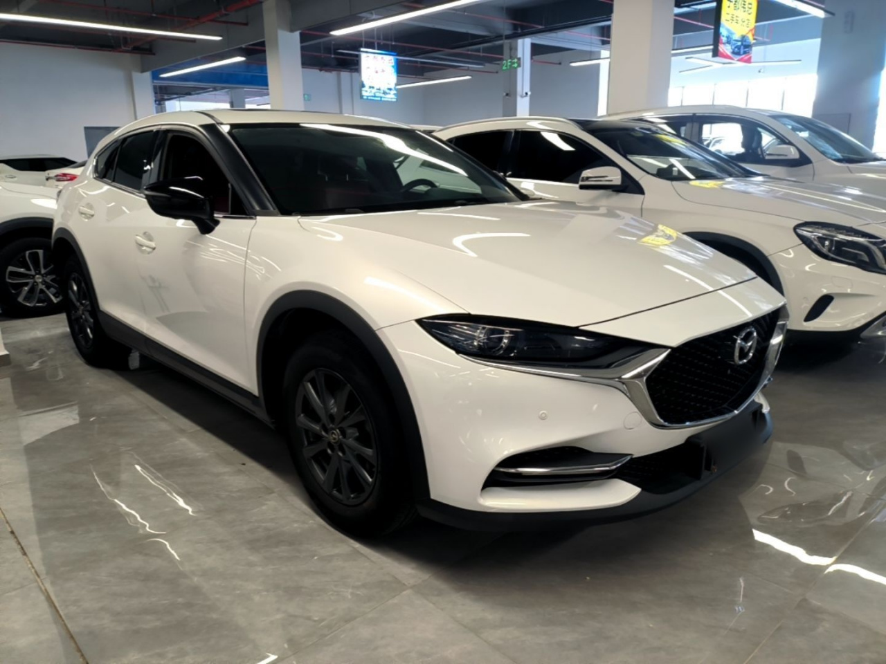 CX-4 2021 2.0L AT RWD Explorer photo 3