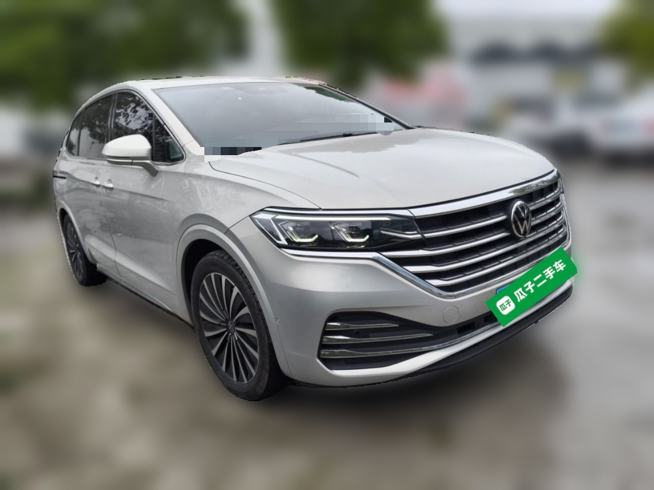 Viloran 2022 380TSI Premium photo 3