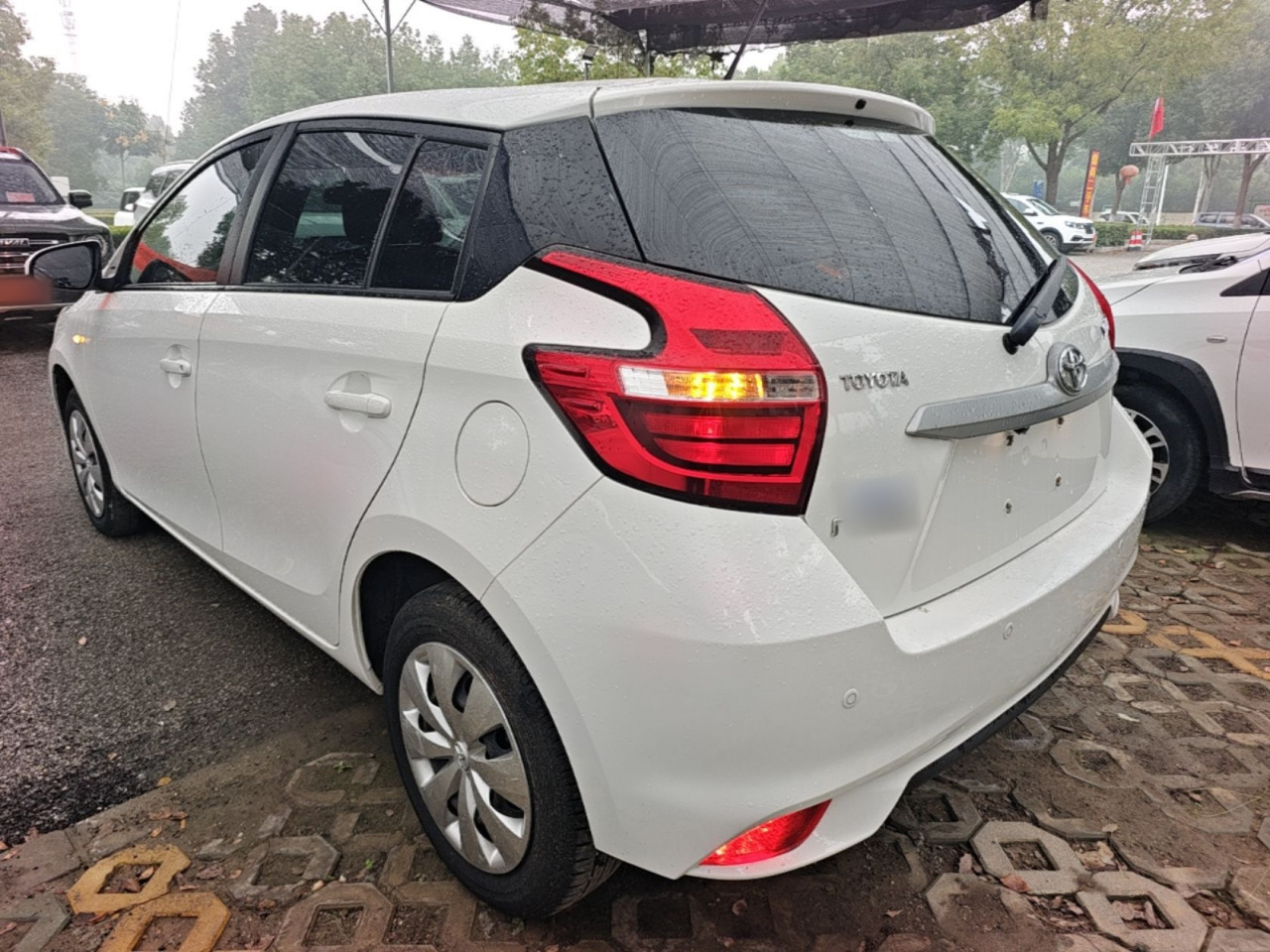YARiS L 2022 1.5L CVT Leading PLUS photo 4