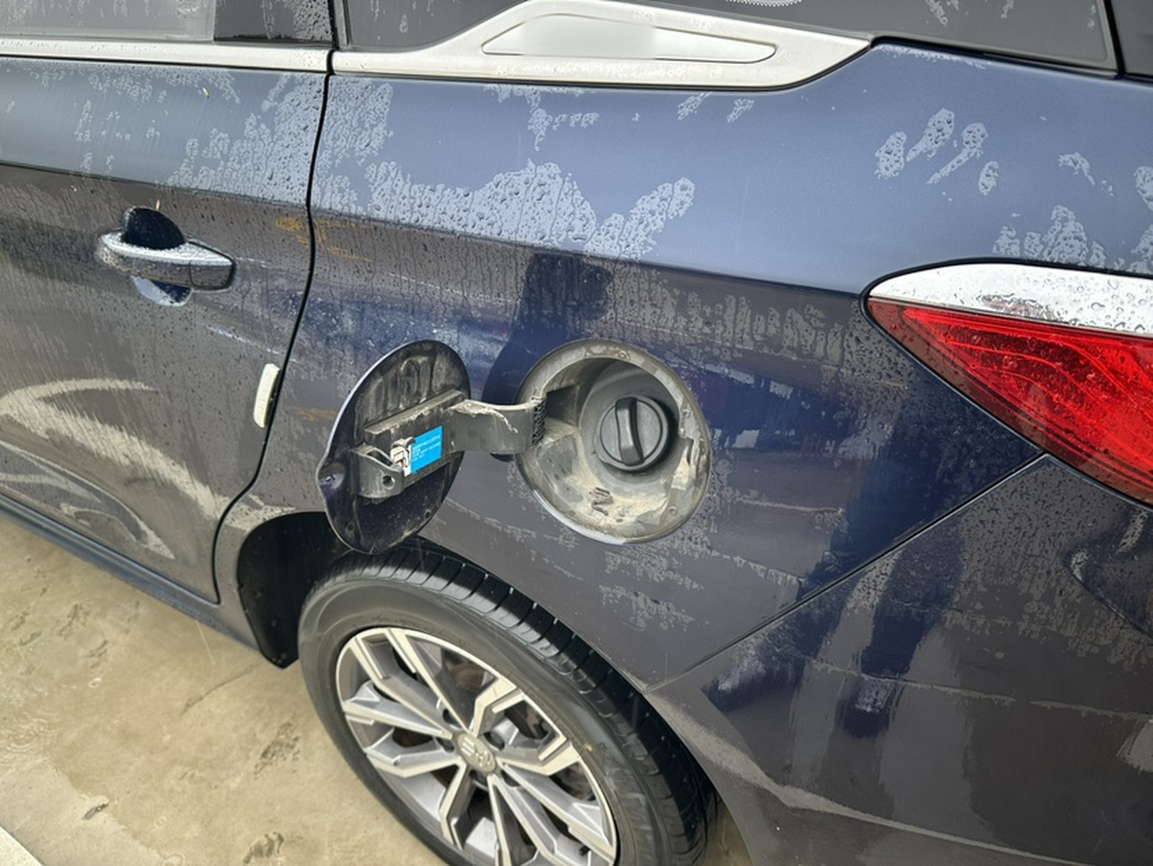 Song MAX 2019 1.5T AT Connected 6-Seater China VI photo 2