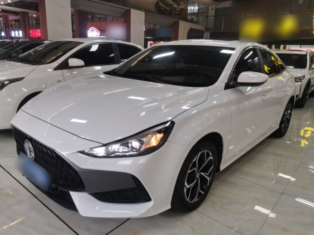 MG5 2023 180DVVT CVT