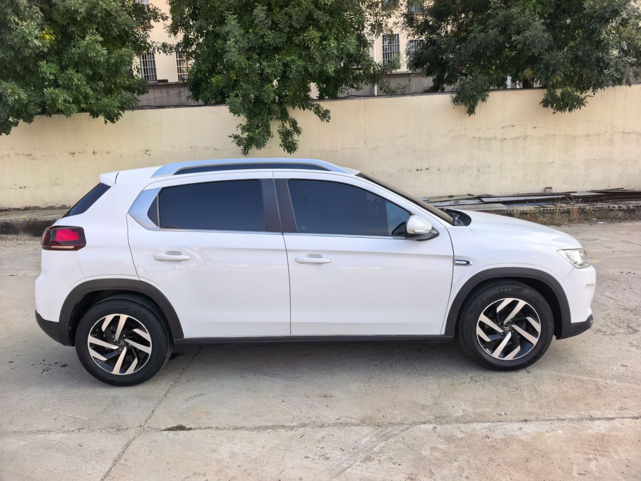 C3-XR 2017 1.6L AT Pioneer photo 5