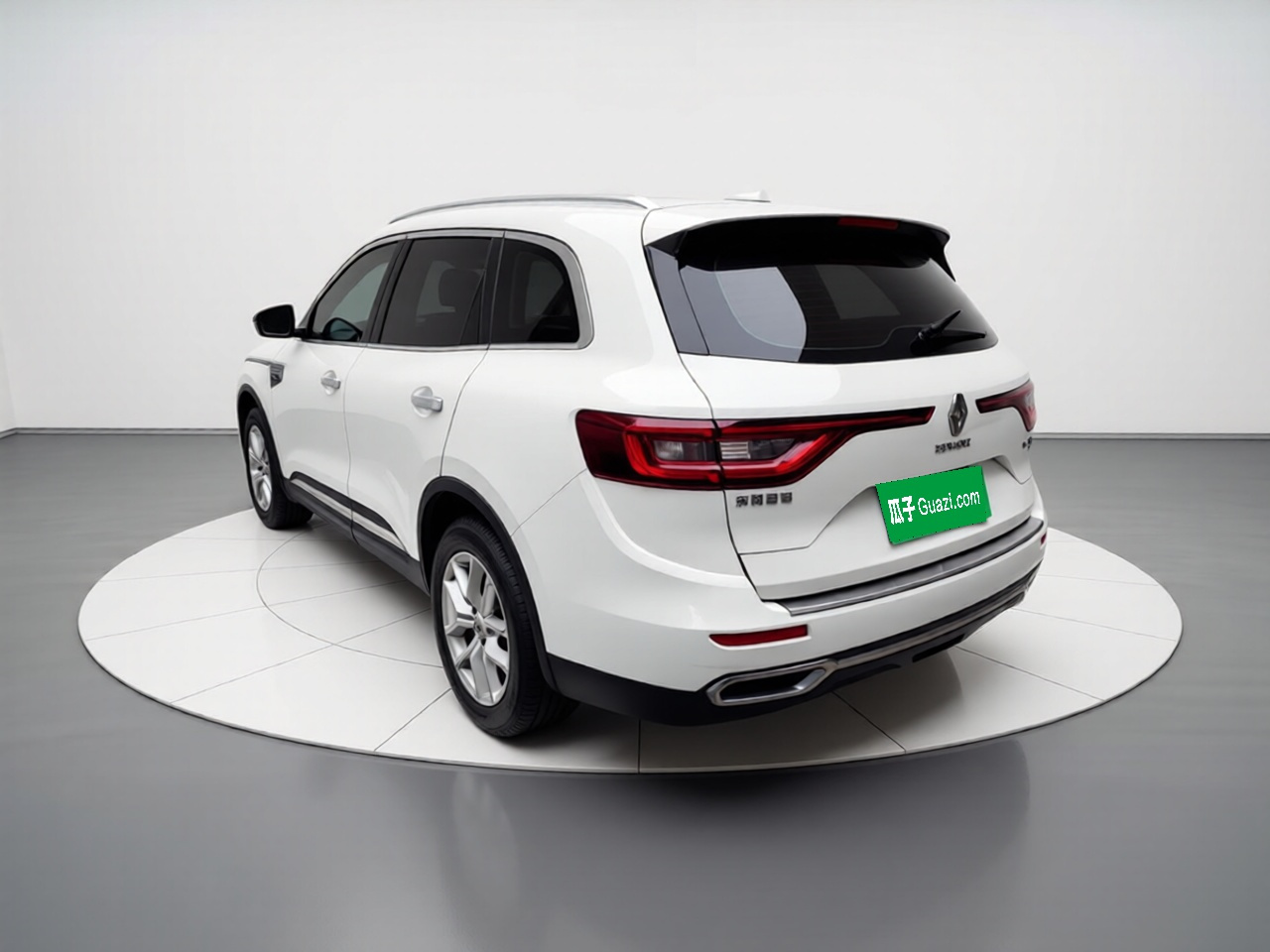 2018 2.5L RWD Premium photo 4