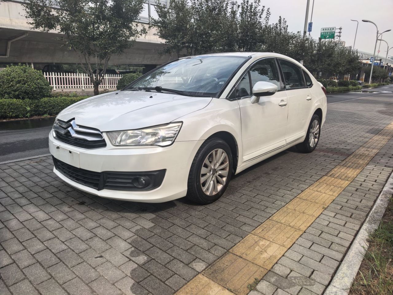 2013 Sedan 1.6L MT