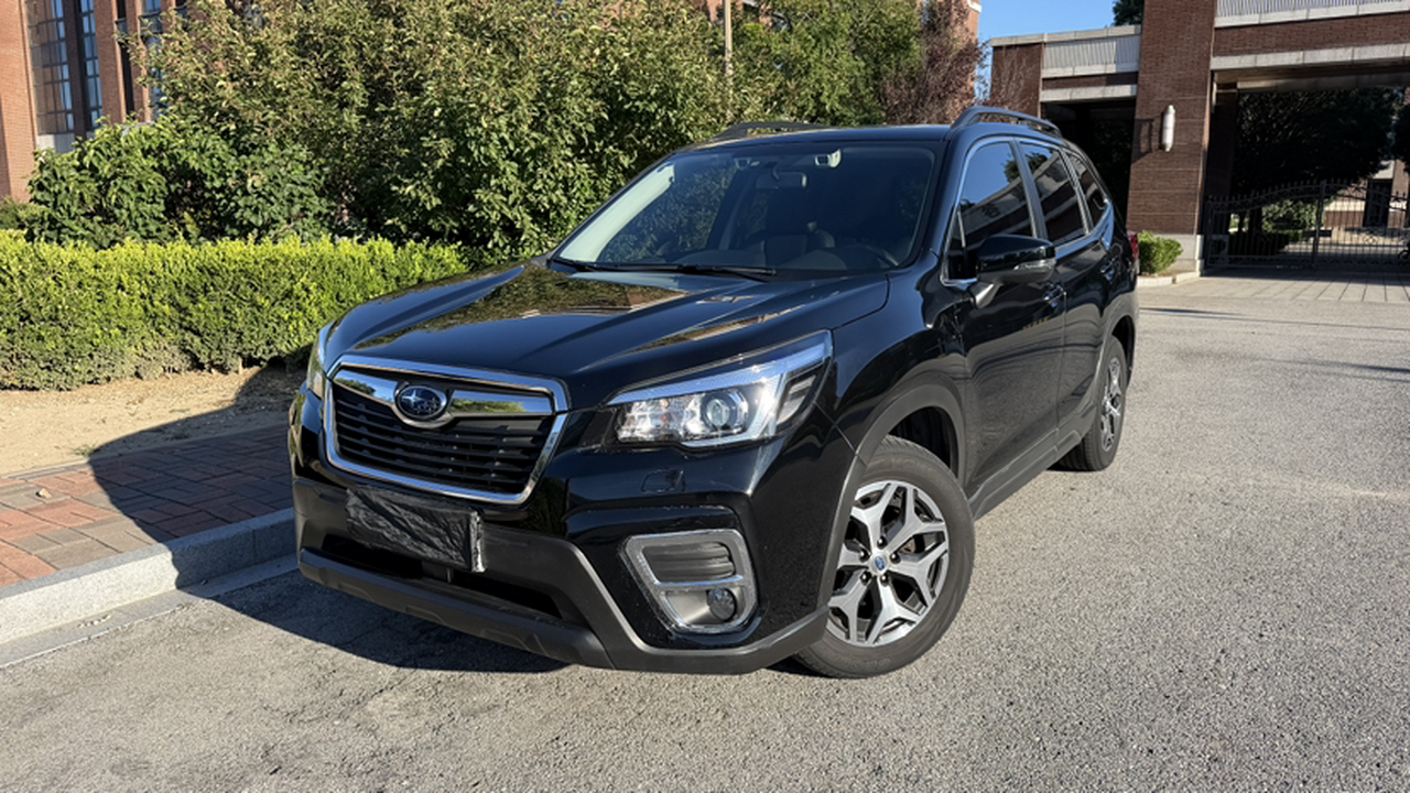Forester 2021 2.0i Luxury EyeSight