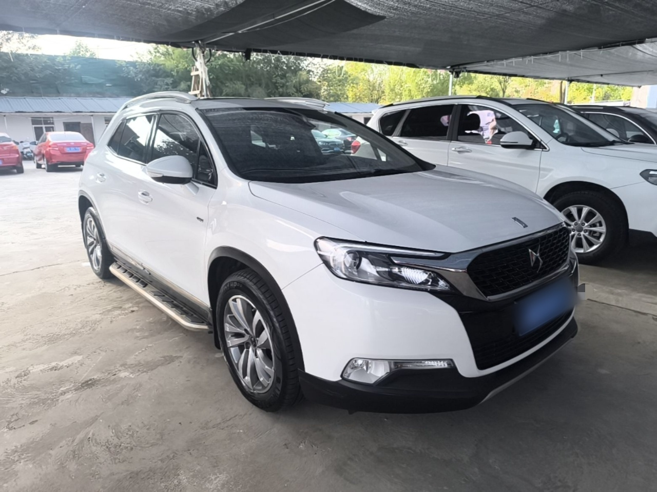 6 2014 1.6T Luxury THP160 photo 3