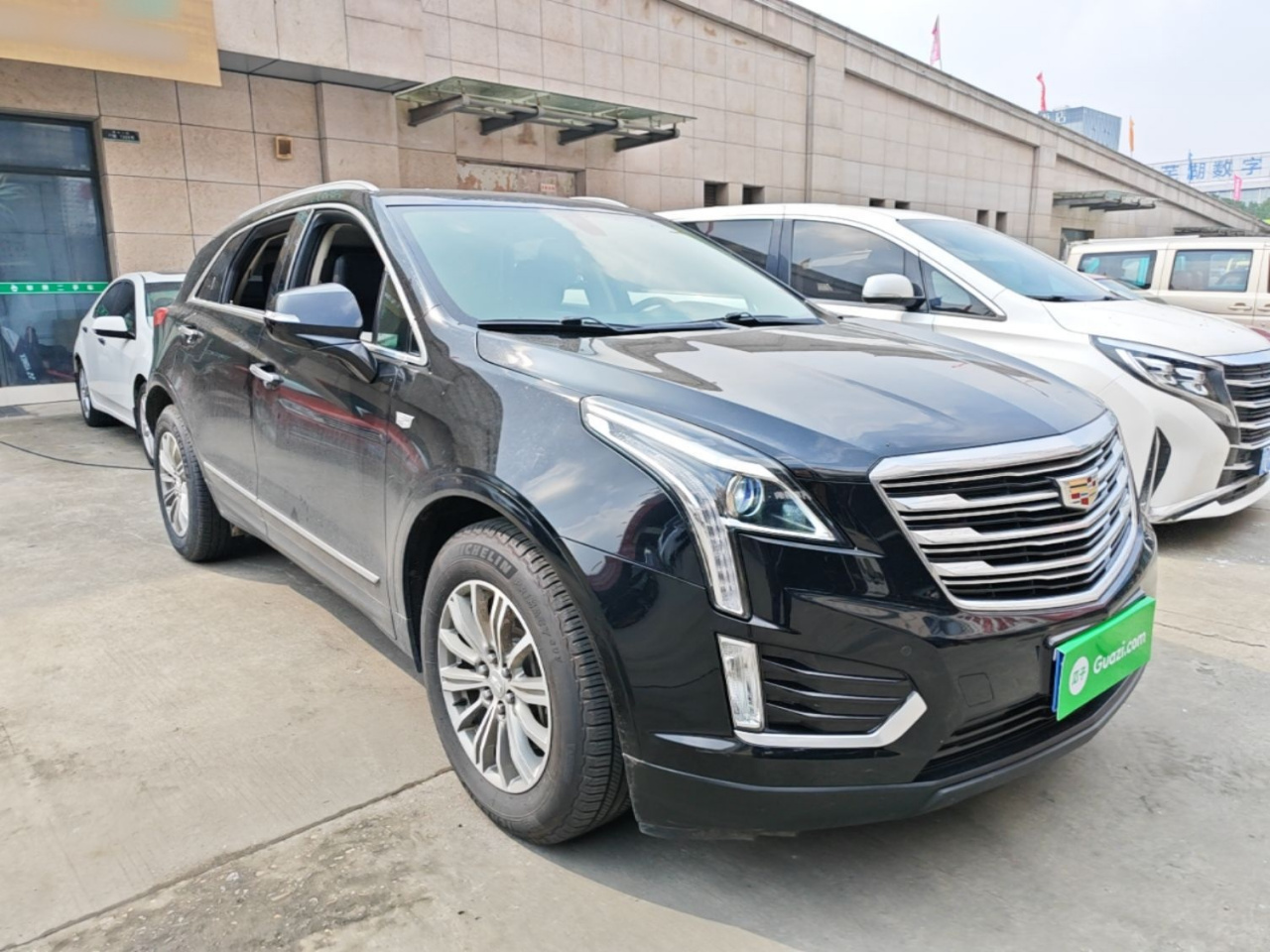 XT5 2018 25T Luxury photo 3