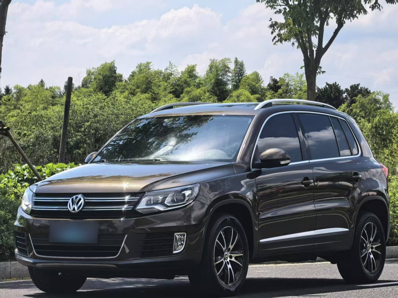 Tiguan 2015 1.8TSI AT RWD Luxury