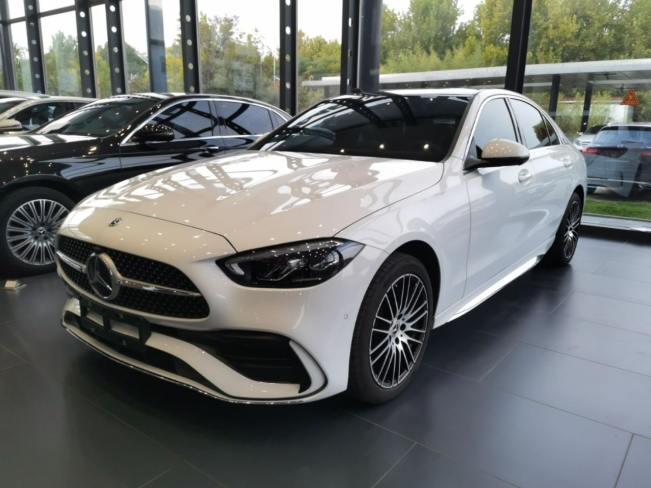C-Class 2023 Facelift C 260 L Sport