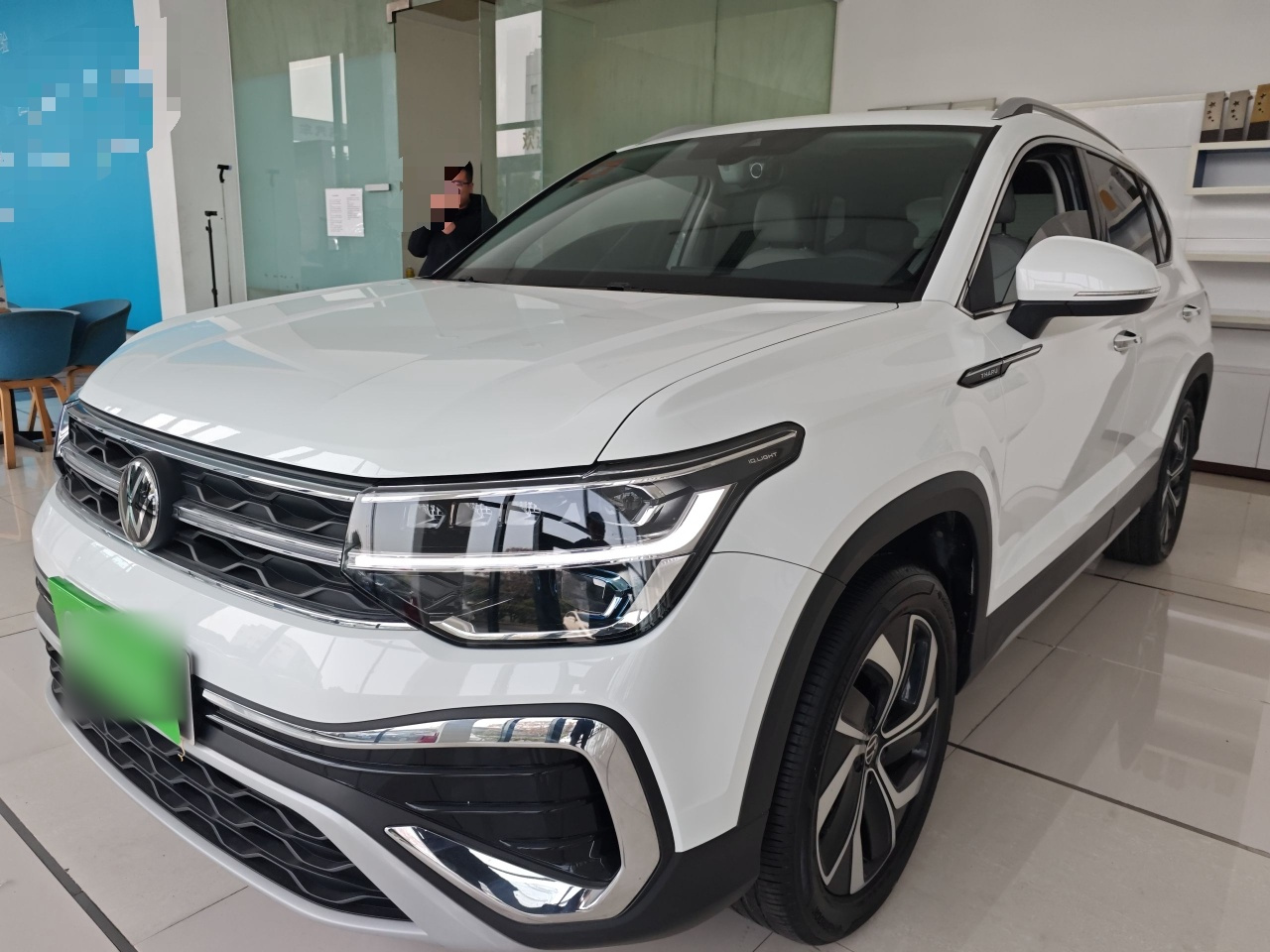 Tharu 2024 300TSI RWD