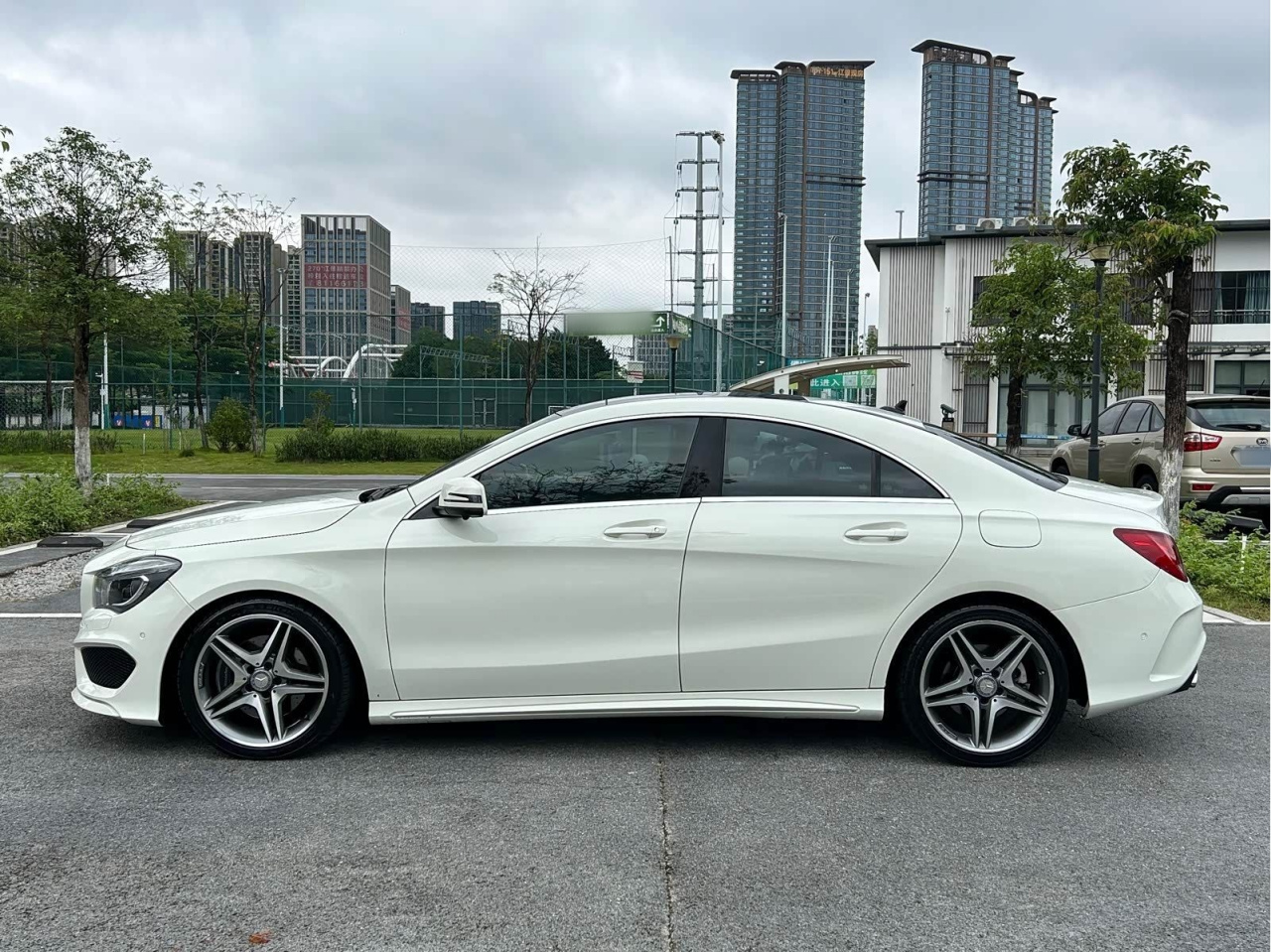 CLA 2016 CLA 220 4MATIC photo 3