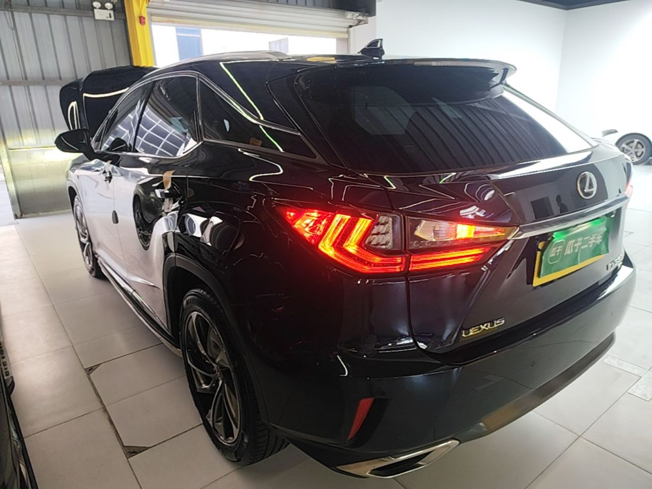 RX 2016 300 AWD Elegant China V photo 4
