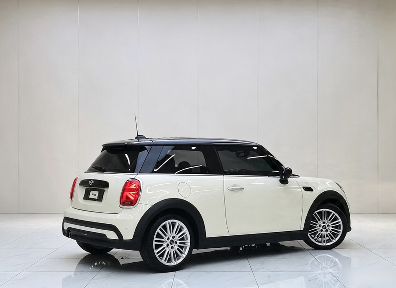 2022 1.5T COOPER Classic photo 3