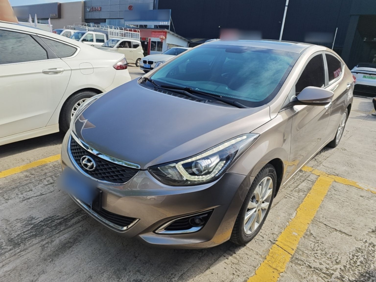 Elantra 2016 1.6L AT Premium
