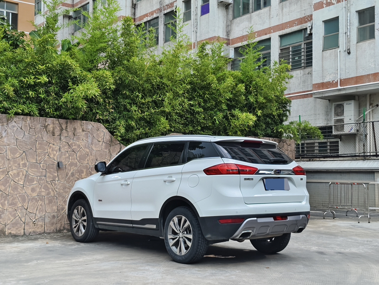 Boyue 2016 1.8TD AT Smart Premium photo 2