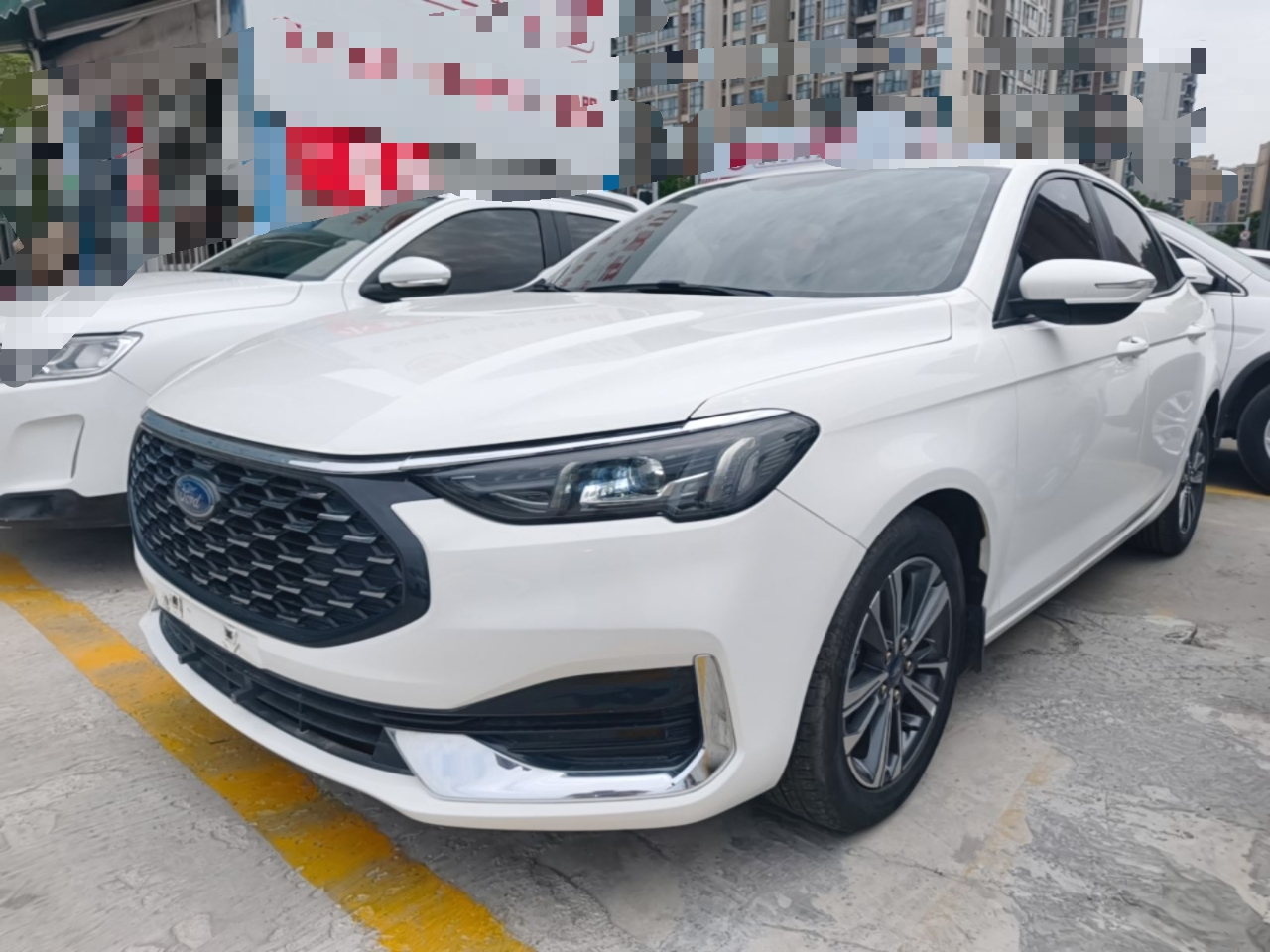 Escort 2021 1.5L AT