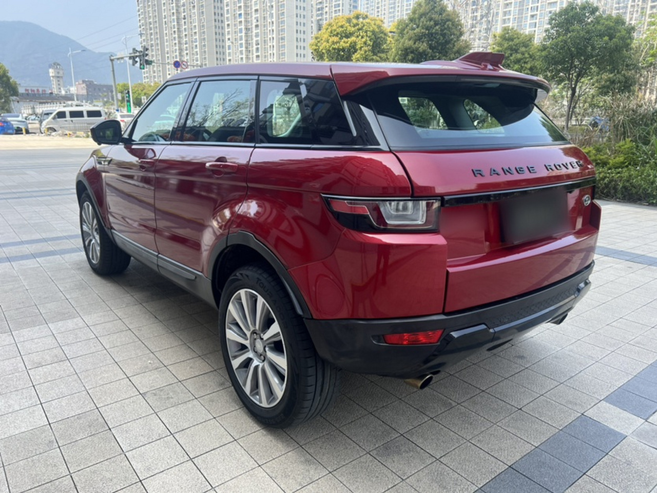 Range Rover Evoque 2017 2.0T SE photo 3