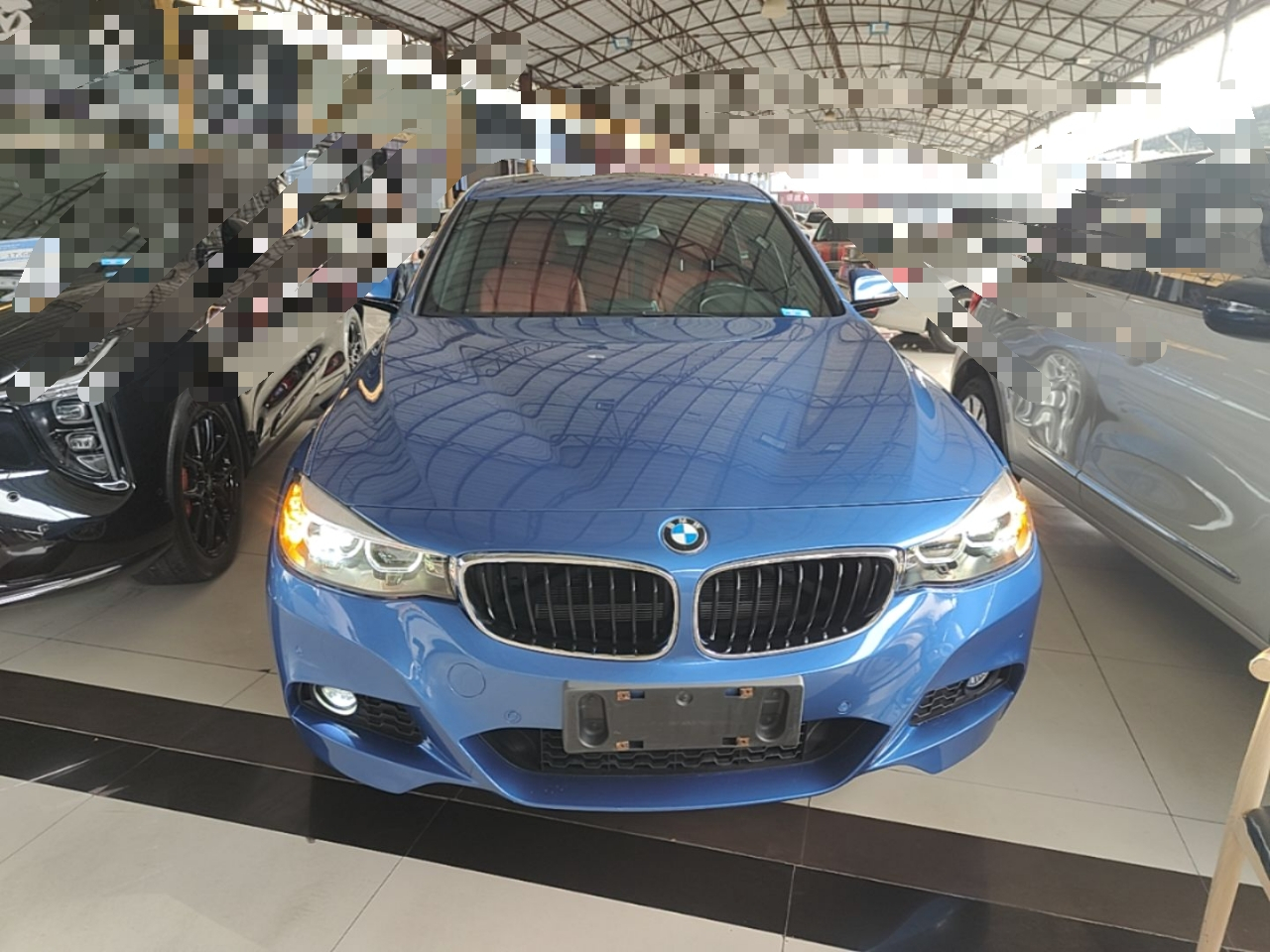 3 SeriesGT 2018 320i M Sport photo 2