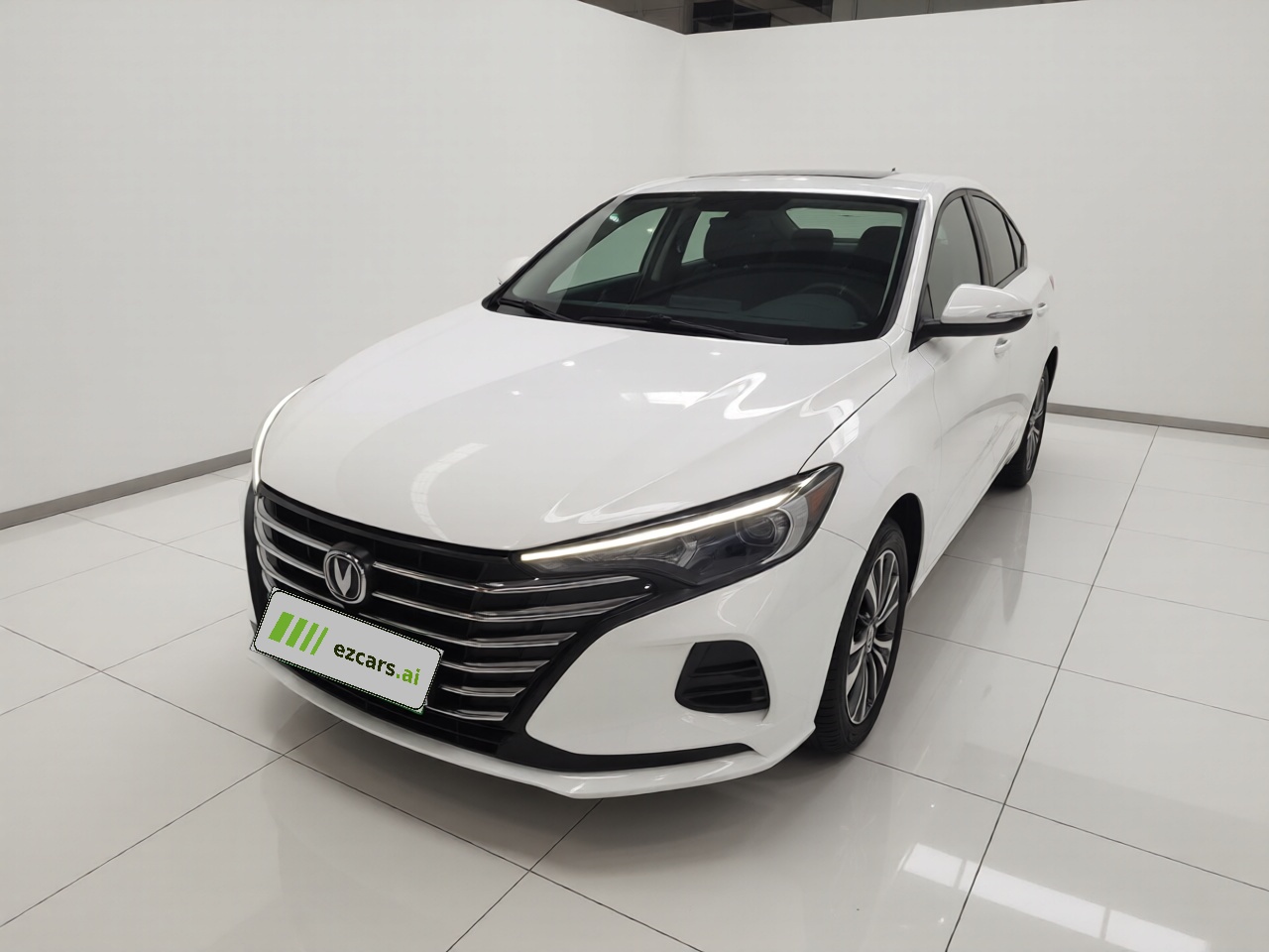 Eado 2021 PLUS 1.6L GDI MT Luxury
