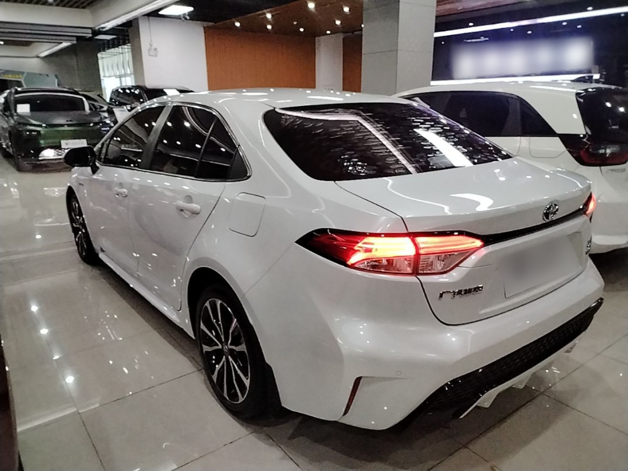 Levin 2022 Hybrid 1.8H E-CVT Sport photo 4
