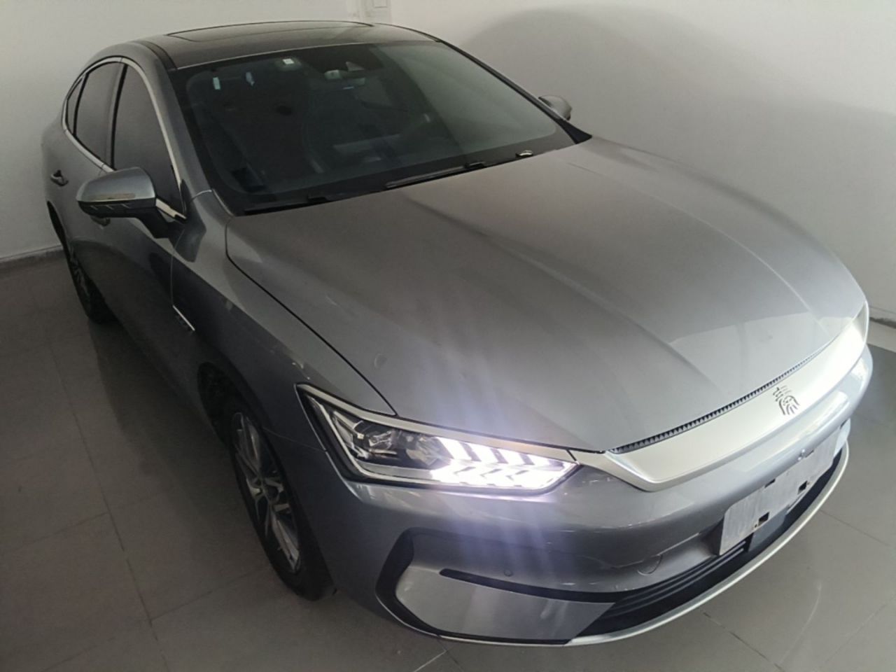 Qin PLUS 2021 EV 500KM Premium photo 5