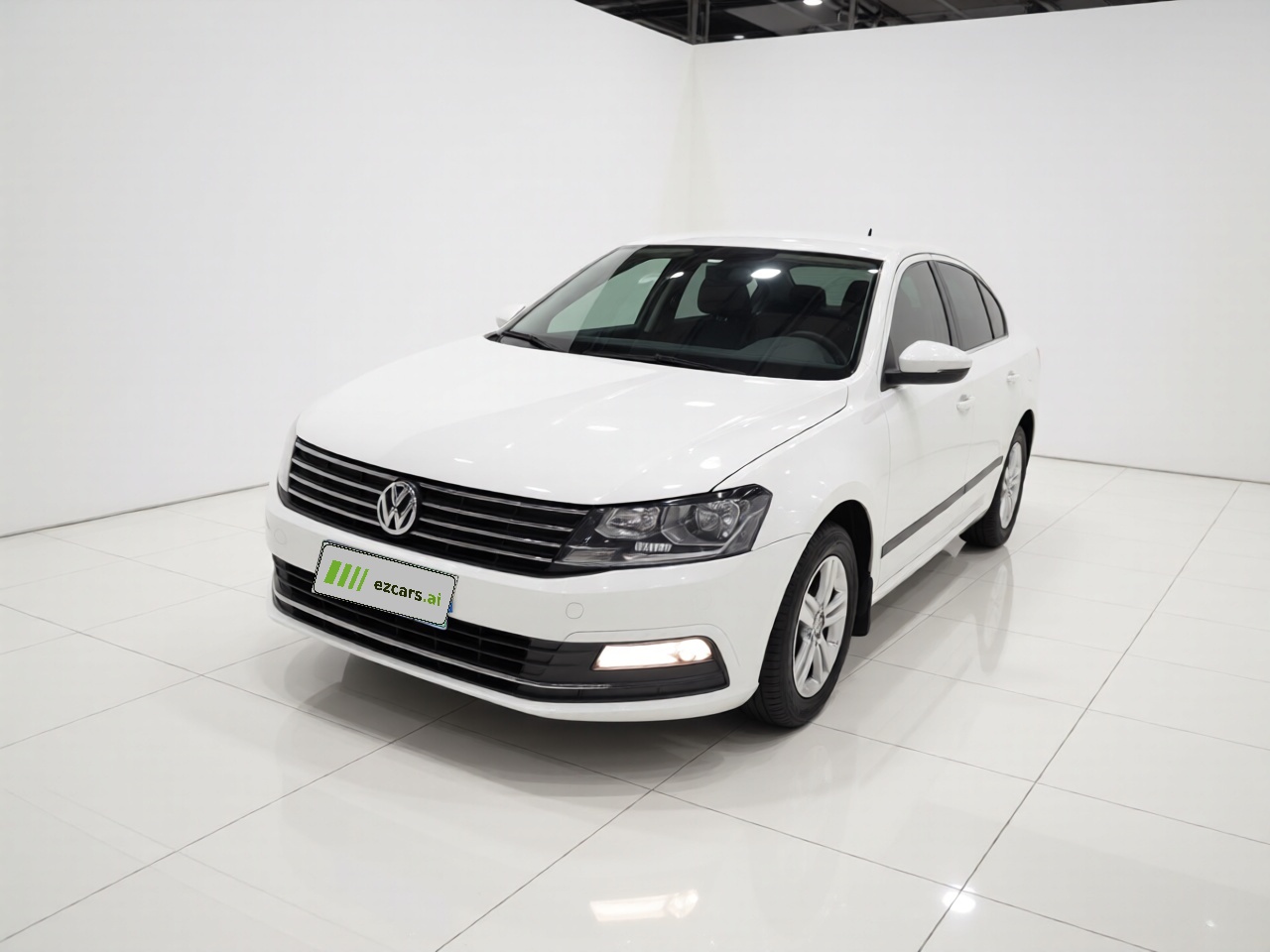 Lavida 2015 1.6L AT