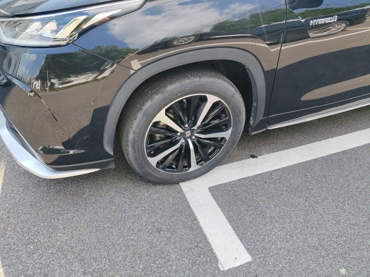 Crown 2023 2.5L HEV AWD Flagship photo 2