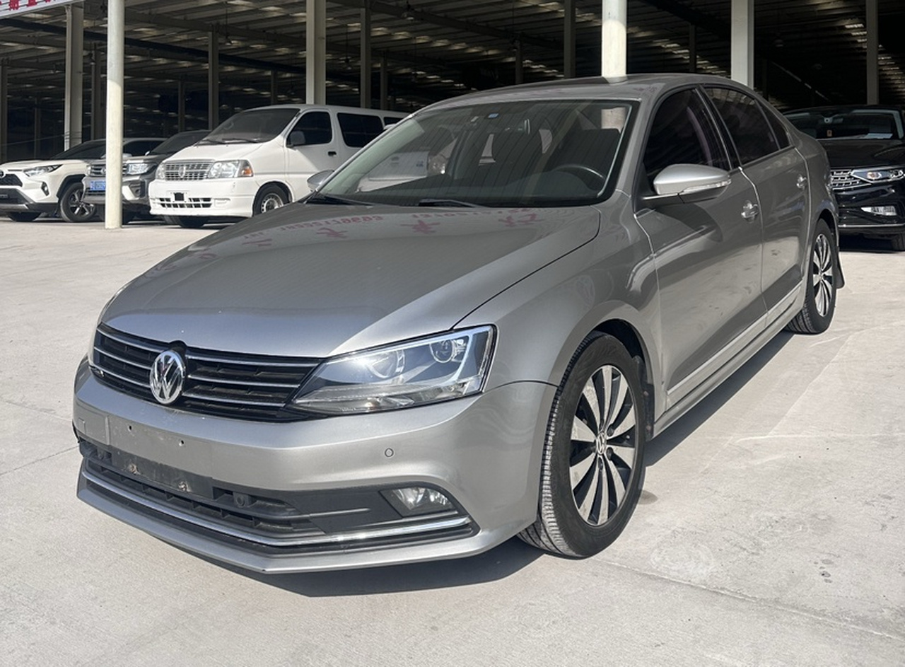 Sagitar 2015 230TSI AT Luxury