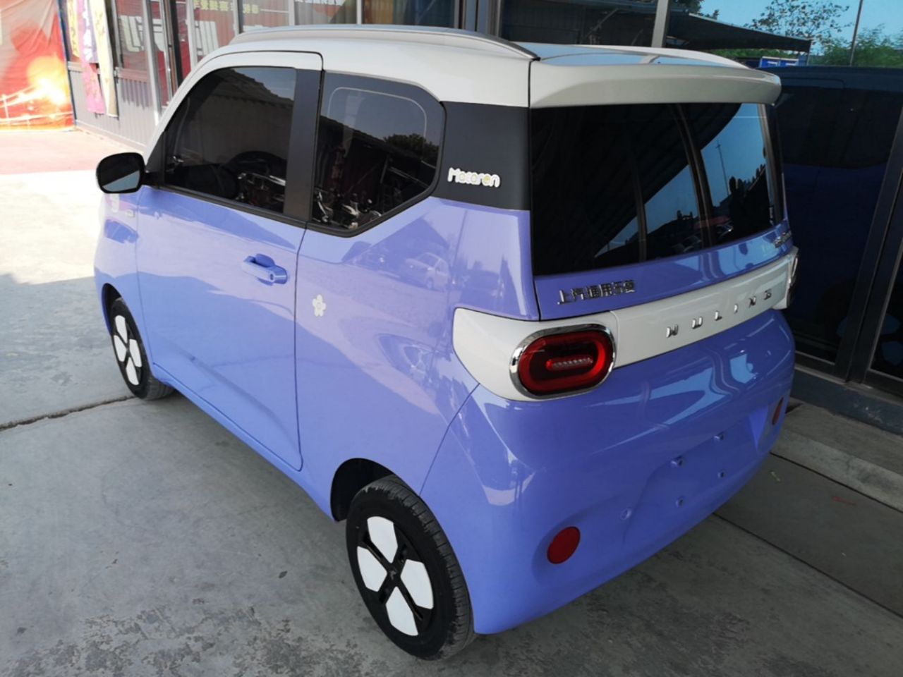 Hongguang MINIEV 2024 3rd Gen 215km Advanced photo 4