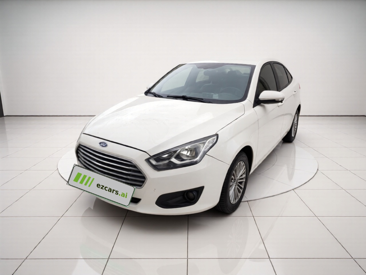 Escort 2015 1.5L AT Comfort
