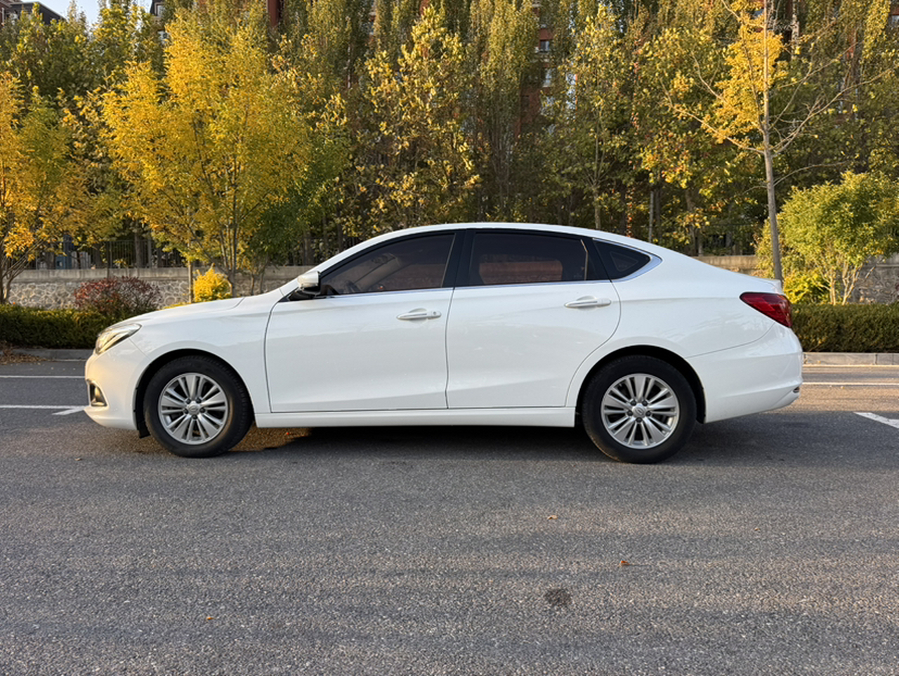 GAC Trumpchi GA6 2016 235T DCT Comfort photo 4