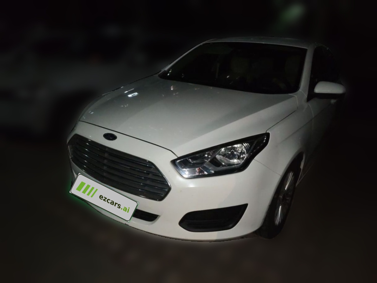 Escort 2017 1.5L MT Comfort