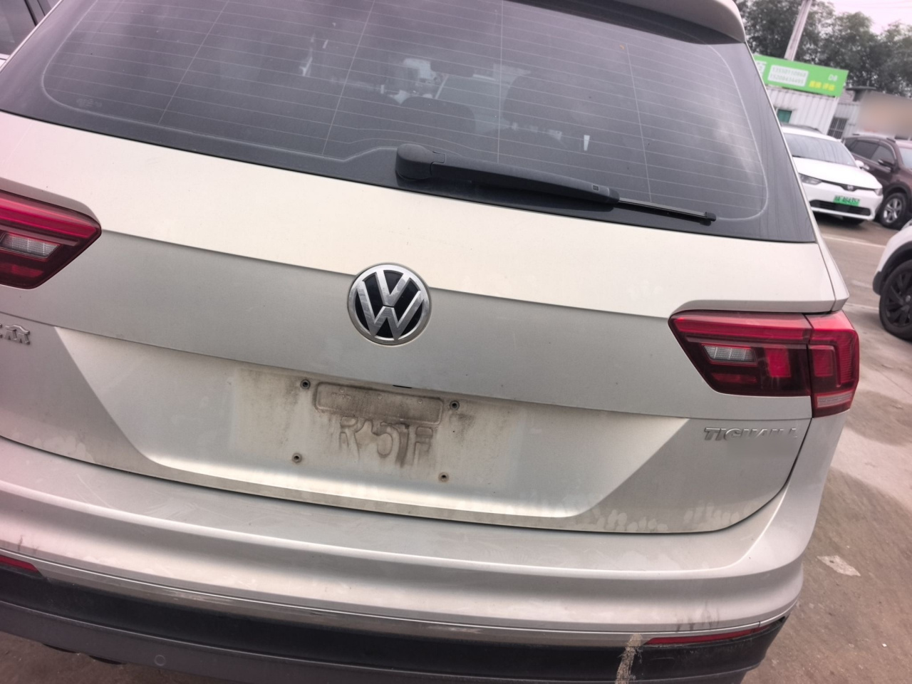 Tiguan L 2017 330TSI AT RWD Luxury photo 4