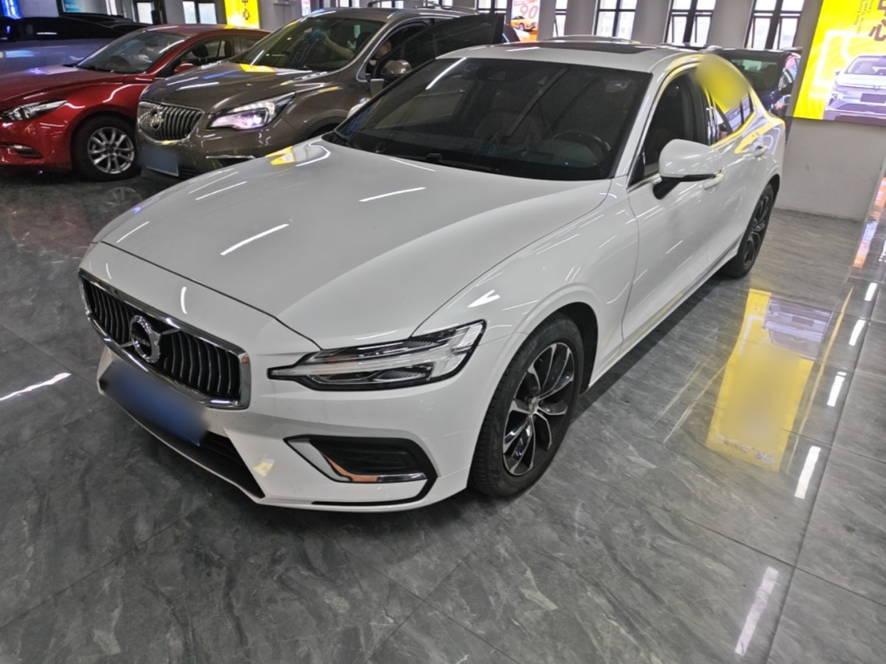 S60 2021 T4 Luxury