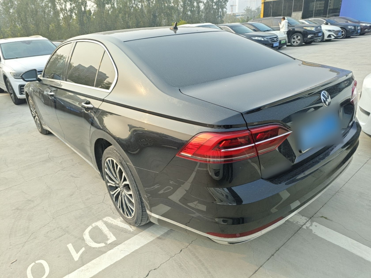 2021 380TSI Luxury photo 4