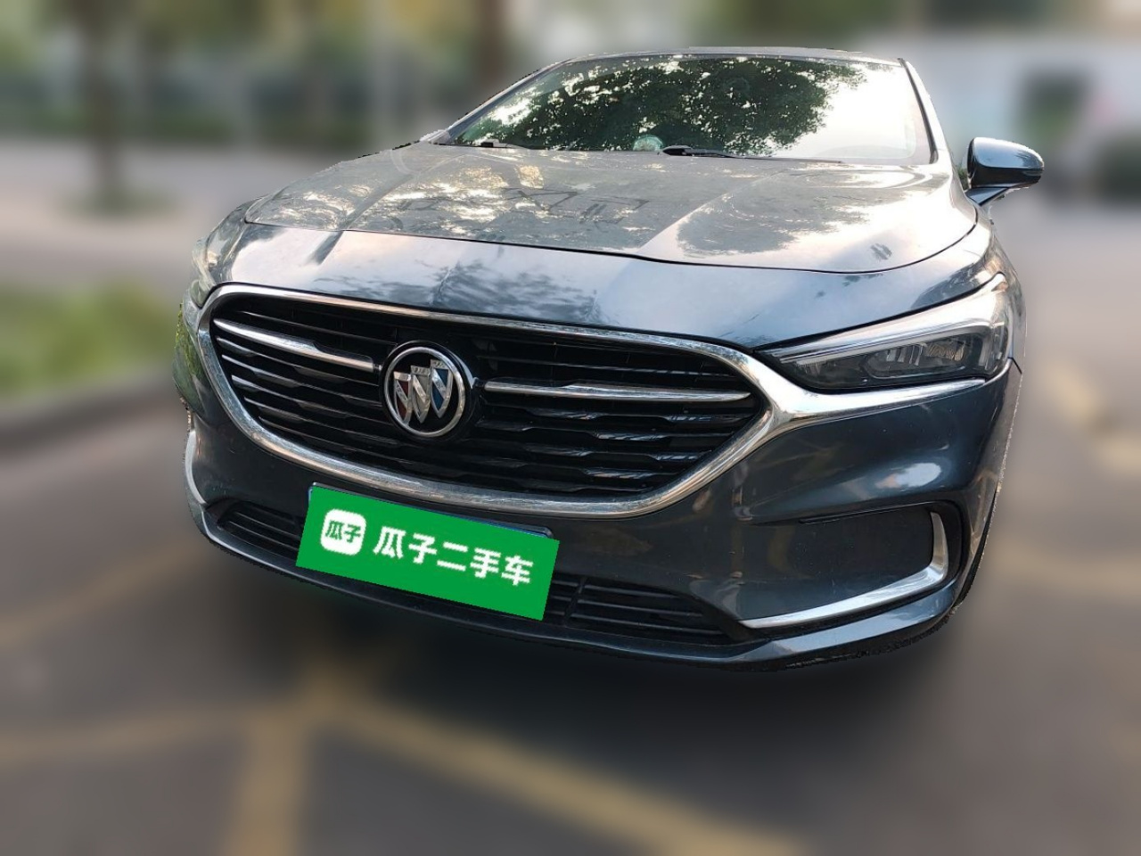 LaCrosse 2019 28T Luxury photo 2