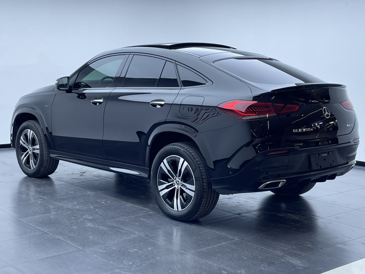GLE EV 2021 GLE 350 e 4MATIC Coupe SUV photo 2