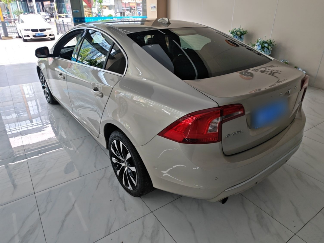 S60 2019 S60L Facelift T5 Advanced photo 4