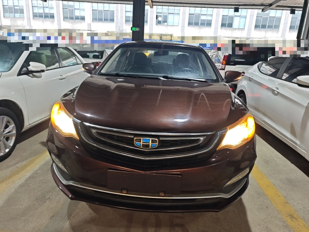 Vision 2018 1.5L AT photo 2