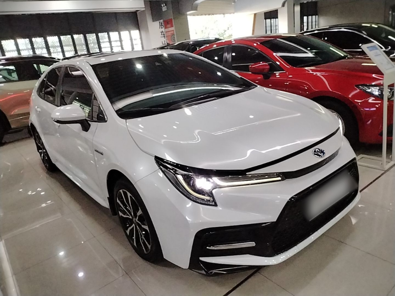 Levin 2022 Hybrid 1.8H E-CVT Sport photo 3