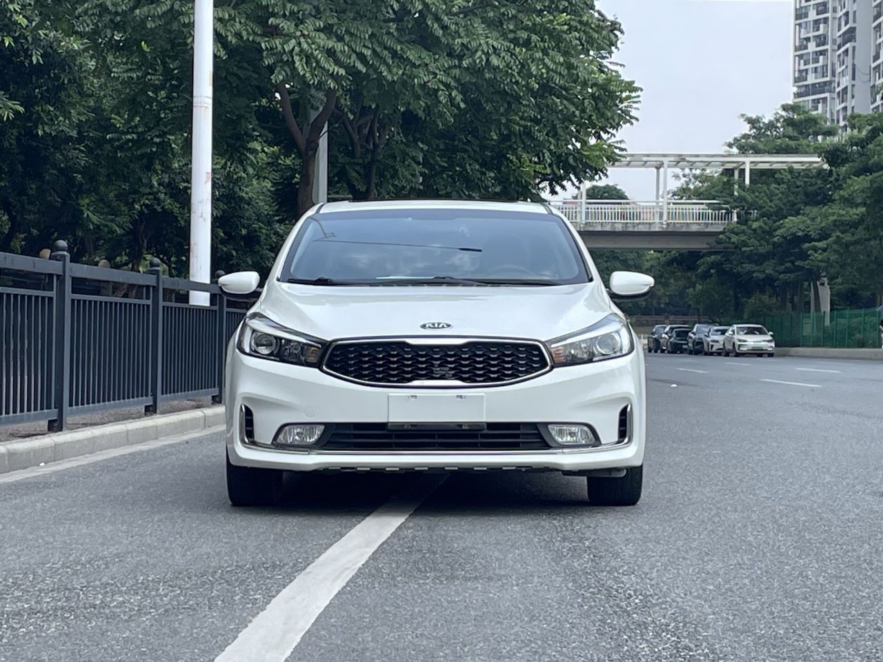 K3 2016 1.6L AT photo 2