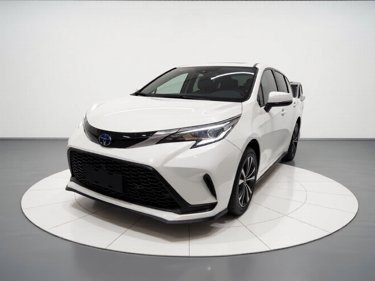 Granvia 2022 2.5L Hybrid Flagship