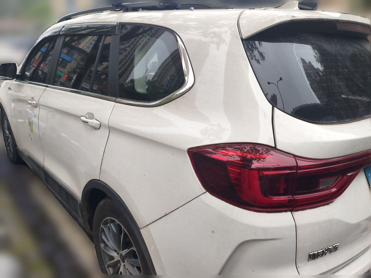 SWM G05 2021 PRO 1.5T AT Luxury 7-Seater photo 4
